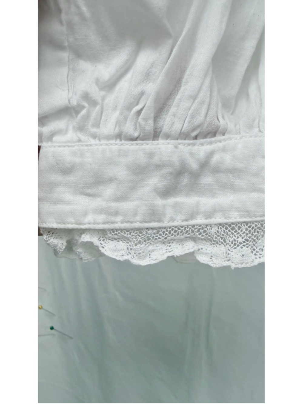 Women's Antique or Vintage White Embroidered Long Sleeve Blouse XS or XXS - Picture 4 of 12